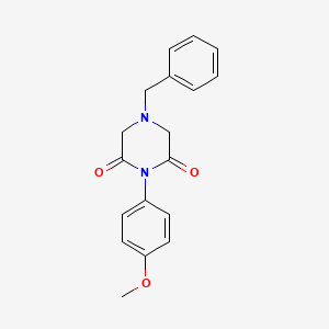 molecular formula C18H18N2O3 B5520952 4-benzyl-1-(4-methoxyphenyl)-2,6-piperazinedione 