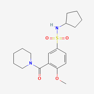 molecular formula C18H26N2O4S B5522120 N-环戊基-4-甲氧基-3-(1-哌啶基羰基)苯磺酰胺 