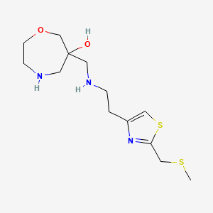 molecular formula C13H23N3O2S2 B5522666 6-{[(2-{2-[(methylthio)methyl]-1,3-thiazol-4-yl}ethyl)amino]methyl}-1,4-oxazepan-6-ol dihydrochloride 