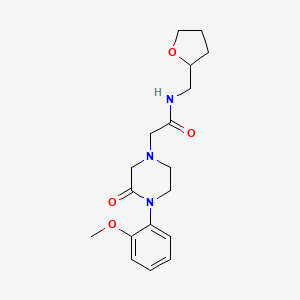 molecular formula C18H25N3O4 B5523652 2-[4-(2-methoxyphenyl)-3-oxo-1-piperazinyl]-N-(tetrahydro-2-furanylmethyl)acetamide 