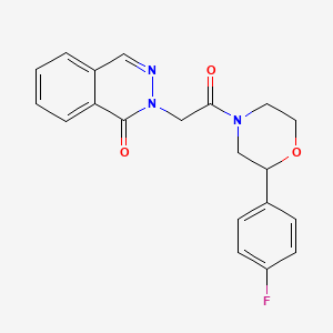 molecular formula C20H18FN3O3 B5526587 2-{2-[2-(4-fluorophenyl)-4-morpholinyl]-2-oxoethyl}-1(2H)-phthalazinone 