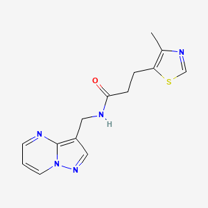 molecular formula C14H15N5OS B5526690 3-(4-methyl-1,3-thiazol-5-yl)-N-(pyrazolo[1,5-a]pyrimidin-3-ylmethyl)propanamide 