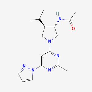 molecular formula C17H24N6O B5527375 N-{(3S*,4R*)-4-isopropyl-1-[2-methyl-6-(1H-pyrazol-1-yl)-4-pyrimidinyl]-3-pyrrolidinyl}acetamide 