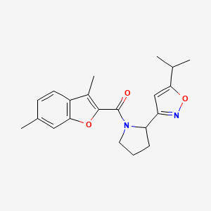 molecular formula C21H24N2O3 B5531138 3-{1-[(3,6-dimethyl-1-benzofuran-2-yl)carbonyl]-2-pyrrolidinyl}-5-isopropylisoxazole 