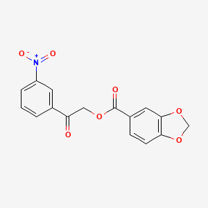 molecular formula C16H11NO7 B5533636 2-(3-nitrophenyl)-2-oxoethyl 1,3-benzodioxole-5-carboxylate 