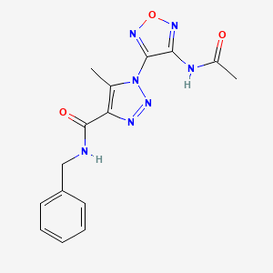 molecular formula C15H15N7O3 B5533885 1-[4-(acetylamino)-1,2,5-oxadiazol-3-yl]-N-benzyl-5-methyl-1H-1,2,3-triazole-4-carboxamide 