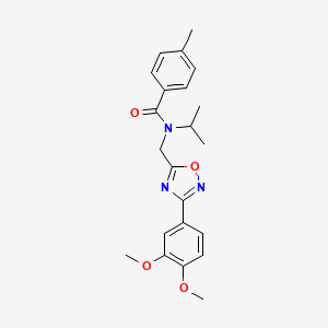 molecular formula C22H25N3O4 B5534304 N-{[3-(3,4-dimethoxyphenyl)-1,2,4-oxadiazol-5-yl]methyl}-N-isopropyl-4-methylbenzamide 