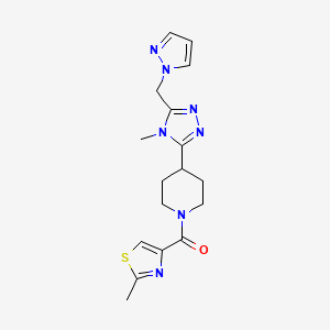 molecular formula C17H21N7OS B5535785 4-[4-methyl-5-(1H-pyrazol-1-ylmethyl)-4H-1,2,4-triazol-3-yl]-1-[(2-methyl-1,3-thiazol-4-yl)carbonyl]piperidine 