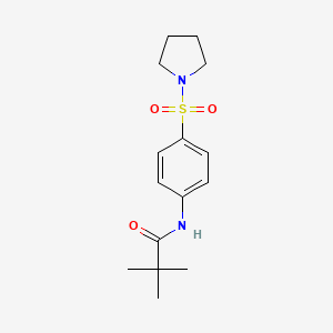 molecular formula C15H22N2O3S B5536280 2,2-dimethyl-N-[4-(1-pyrrolidinylsulfonyl)phenyl]propanamide 
