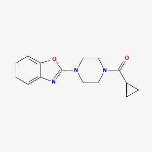 molecular formula C15H17N3O2 B5536358 2-[4-(cyclopropylcarbonyl)piperazin-1-yl]-1,3-benzoxazole 