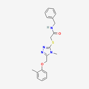 molecular formula C20H22N4O2S B5537033 N-benzyl-2-({4-methyl-5-[(2-methylphenoxy)methyl]-4H-1,2,4-triazol-3-yl}thio)acetamide 