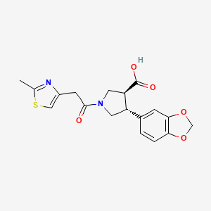 molecular formula C18H18N2O5S B5538313 (3S*,4R*)-4-(1,3-苯并二氧杂环-5-基)-1-[(2-甲基-1,3-噻唑-4-基)乙酰]吡咯烷-3-羧酸 