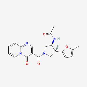 molecular formula C20H20N4O4 B5538408 N-{(3S*,4R*)-4-(5-methyl-2-furyl)-1-[(4-oxo-4H-pyrido[1,2-a]pyrimidin-3-yl)carbonyl]-3-pyrrolidinyl}acetamide 