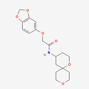 molecular formula C18H23NO6 B5538546 2-(1,3-苯并二氧杂环-5-yloxy)-N-1,9-二氧杂螺[5.5]十一烷-4-基乙酰胺 