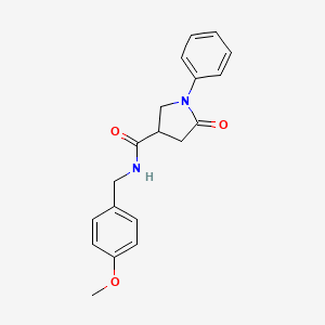 molecular formula C19H20N2O3 B5539130 N-(4-methoxybenzyl)-5-oxo-1-phenyl-3-pyrrolidinecarboxamide 