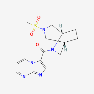 molecular formula C16H21N5O3S B5541349 2-methyl-3-{[(1R*,5R*)-3-(methylsulfonyl)-3,6-diazabicyclo[3.2.2]non-6-yl]carbonyl}imidazo[1,2-a]pyrimidine 