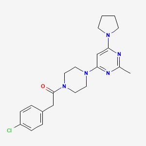 molecular formula C21H26ClN5O B5541492 4-{4-[(4-chlorophenyl)acetyl]-1-piperazinyl}-2-methyl-6-(1-pyrrolidinyl)pyrimidine 