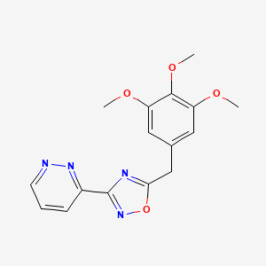 molecular formula C16H16N4O4 B5542630 3-[5-(3,4,5-trimethoxybenzyl)-1,2,4-oxadiazol-3-yl]pyridazine 