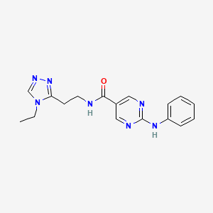 molecular formula C17H19N7O B5542973 2-苯胺基-N-[2-(4-乙基-4H-1,2,4-三唑-3-基)乙基]-5-嘧啶甲酰胺 