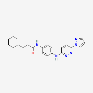 molecular formula C22H26N6O B5543909 3-cyclohexyl-N-(4-{[6-(1H-pyrazol-1-yl)-3-pyridazinyl]amino}phenyl)propanamide 