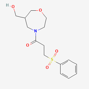 molecular formula C15H21NO5S B5544320 {4-[3-(phenylsulfonyl)propanoyl]-1,4-oxazepan-6-yl}methanol 