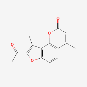 molecular formula C15H12O4 B5544925 8-acetyl-4,9-dimethyl-2H-furo[2,3-h]chromen-2-one 
