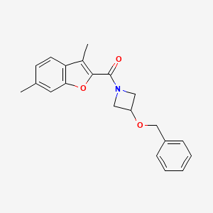 molecular formula C21H21NO3 B5546828 3-(苯甲氧基)-1-[(3,6-二甲基-1-苯并呋喃-2-基)羰基]氮杂环丁烷 