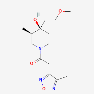 molecular formula C14H23N3O4 B5546982 (3R*,4R*)-4-(2-methoxyethyl)-3-methyl-1-[(4-methyl-1,2,5-oxadiazol-3-yl)acetyl]piperidin-4-ol 