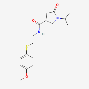 molecular formula C17H24N2O3S B5547843 1-isopropyl-N-{2-[(4-methoxyphenyl)thio]ethyl}-5-oxo-3-pyrrolidinecarboxamide 