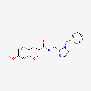 molecular formula C23H25N3O3 B5547990 N-[(1-benzyl-1H-imidazol-2-yl)methyl]-7-methoxy-N-methylchromane-3-carboxamide 