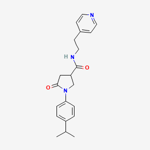 molecular formula C21H25N3O2 B5548069 1-(4-isopropylphenyl)-5-oxo-N-[2-(4-pyridinyl)ethyl]-3-pyrrolidinecarboxamide 