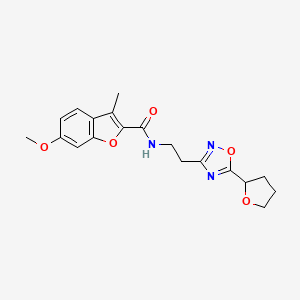 molecular formula C19H21N3O5 B5548476 6-methoxy-3-methyl-N-{2-[5-(tetrahydro-2-furanyl)-1,2,4-oxadiazol-3-yl]ethyl}-1-benzofuran-2-carboxamide 