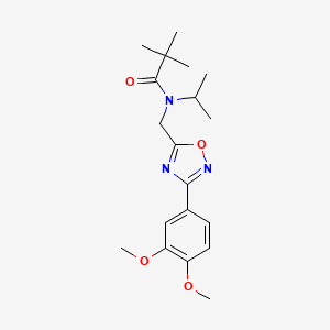 molecular formula C19H27N3O4 B5551544 N-{[3-(3,4-dimethoxyphenyl)-1,2,4-oxadiazol-5-yl]methyl}-N-isopropyl-2,2-dimethylpropanamide 