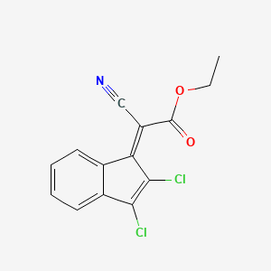 molecular formula C14H9Cl2NO2 B5553579 氰基(2,3-二氯-1H-茚-1-亚甲基)乙酸乙酯 