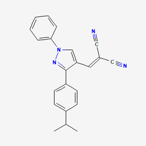 molecular formula C22H18N4 B5555454 {[3-(4-isopropylphenyl)-1-phenyl-1H-pyrazol-4-yl]methylene}malononitrile 