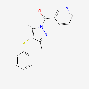molecular formula C18H17N3OS B5555653 3-({3,5-dimethyl-4-[(4-methylphenyl)thio]-1H-pyrazol-1-yl}carbonyl)pyridine 