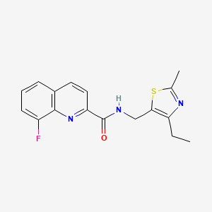 molecular formula C17H16FN3OS B5555710 N-[(4-乙基-2-甲基-1,3-噻唑-5-基)甲基]-8-氟-2-喹啉甲酰胺 