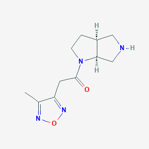 molecular formula C11H16N4O2 B5556262 rel-(3aS,6aS)-1-[(4-methyl-1,2,5-oxadiazol-3-yl)acetyl]octahydropyrrolo[3,4-b]pyrrole hydrochloride 