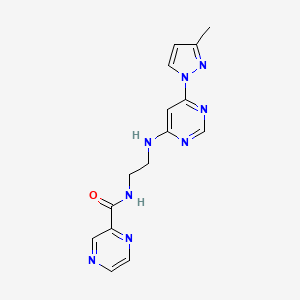 molecular formula C15H16N8O B5556630 N-(2-{[6-(3-甲基-1H-吡唑-1-基)-4-嘧啶基]氨基}乙基)-2-吡嗪甲酰胺 