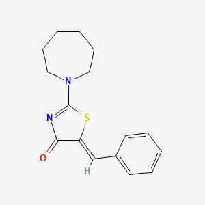 molecular formula C16H18N2OS B5557514 2-(1-氮杂环戊基)-5-亚苄基-1,3-噻唑-4(5H)-酮 