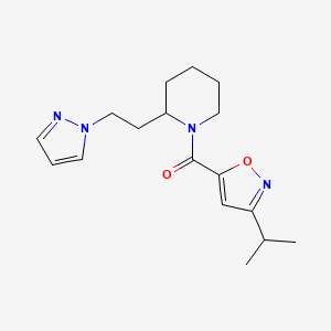 molecular formula C17H24N4O2 B5558128 1-[(3-isopropyl-5-isoxazolyl)carbonyl]-2-[2-(1H-pyrazol-1-yl)ethyl]piperidine 