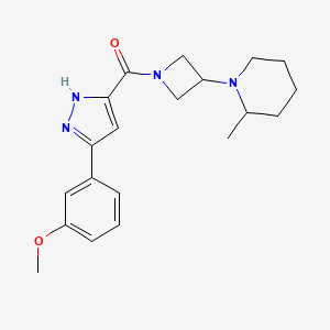 molecular formula C20H26N4O2 B5559026 1-(1-{[3-(3-甲氧基苯基)-1H-吡唑-5-基]羰基}-3-氮杂环丁基)-2-甲基哌啶 