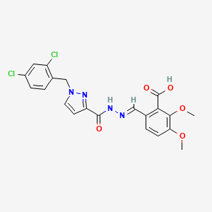molecular formula C21H18Cl2N4O5 B5559490 6-(2-{[1-(2,4-dichlorobenzyl)-1H-pyrazol-3-yl]carbonyl}carbonohydrazonoyl)-2,3-dimethoxybenzoic acid 