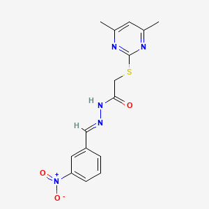 molecular formula C15H15N5O3S B5559498 2-[(4,6-二甲基-2-嘧啶基)硫代]-N'-(3-硝基苄叉)乙酰肼 