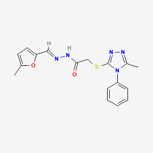 molecular formula C17H17N5O2S B5560247 N'-[(5-methyl-2-furyl)methylene]-2-[(5-methyl-4-phenyl-4H-1,2,4-triazol-3-yl)thio]acetohydrazide 