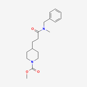 molecular formula C18H26N2O3 B5560262 methyl 4-{3-[benzyl(methyl)amino]-3-oxopropyl}piperidine-1-carboxylate 