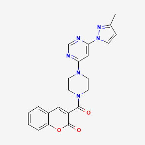molecular formula C22H20N6O3 B5560331 3-({4-[6-(3-甲基-1H-吡唑-1-基)-4-嘧啶基]-1-哌嗪基}羰基)-2H-色烯-2-酮 
