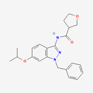 molecular formula C22H25N3O3 B5561104 N-(1-benzyl-6-isopropoxy-1H-indazol-3-yl)tetrahydrofuran-3-carboxamide 