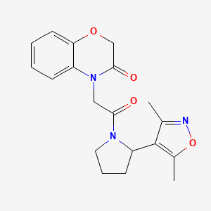 molecular formula C19H21N3O4 B5561379 4-{2-[2-(3,5-dimethylisoxazol-4-yl)pyrrolidin-1-yl]-2-oxoethyl}-2H-1,4-benzoxazin-3(4H)-one 