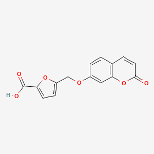 molecular formula C15H10O6 B5561438 5-{[(2-氧代-2H-色满-7-基)氧]甲基}-2-呋喃甲酸 